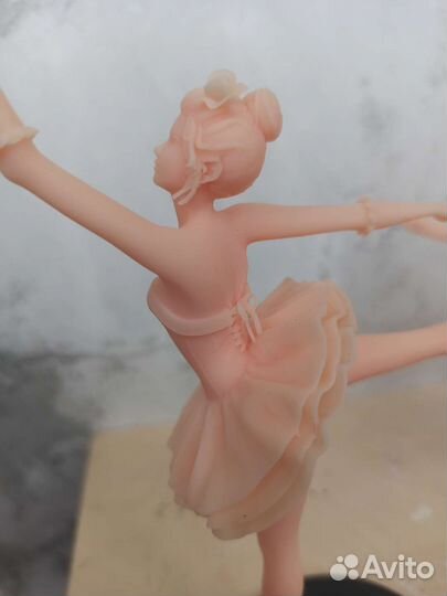 Фигурка Балерина