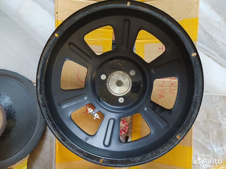 Динамики 15 дюймов Solton