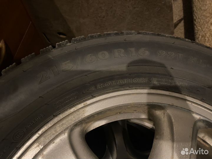 Bridgestone Ice Cruiser 7000 215/60 R16