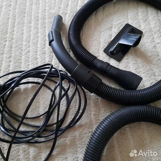 Автомобильный пылесос vitek