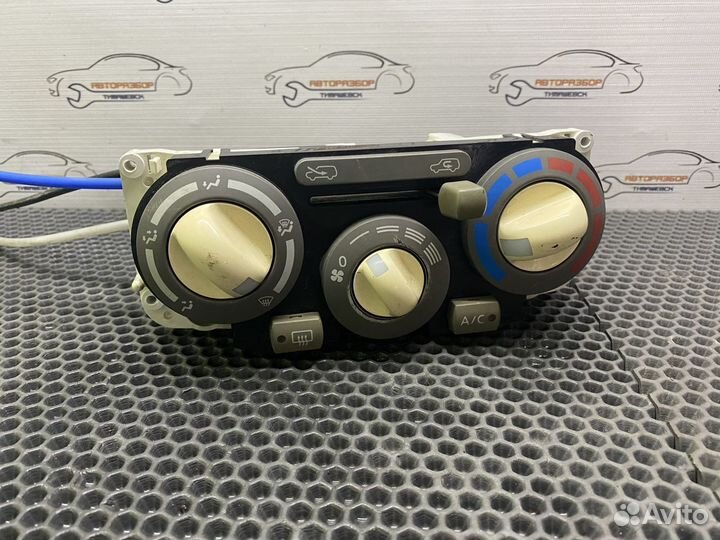 Блок управления печкой Nissan March K12