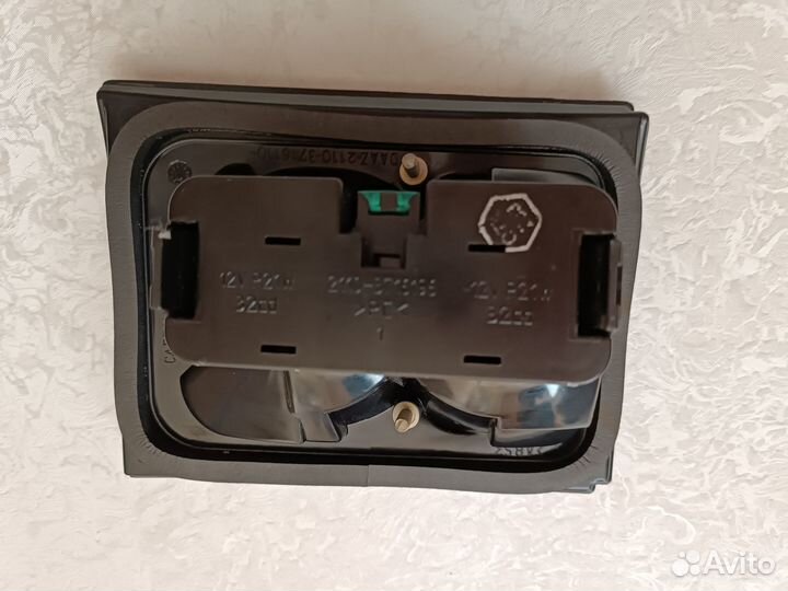 Задний фонарь ваз 2110 правый