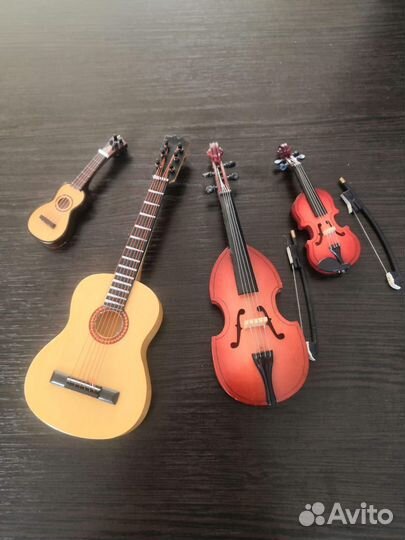 Музыкальные инструменты в миниатюре