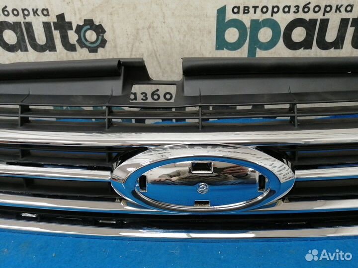 Решетка радиатора 7S71-8200-B Ford Mondeo