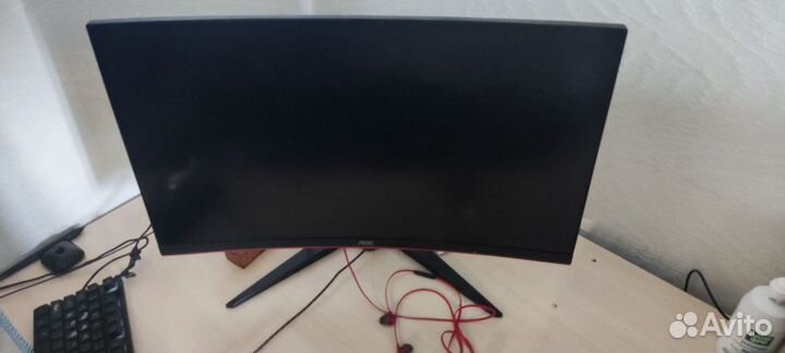 Игровой монитор 144 гц 27 AOC c27g1