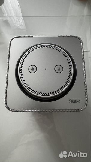 Яндекс станция макс