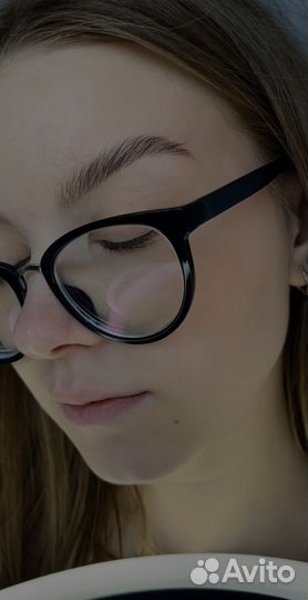 Ищу девушек на брови