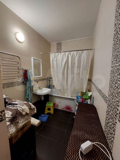 2-к. квартира, 61 м², 4/10 эт.