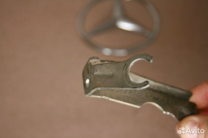 Кроештейн двигателя Mercedes om642