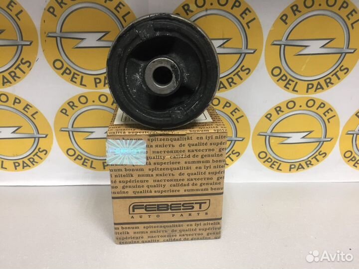 Сайлентблок задней балки Opel Astra J