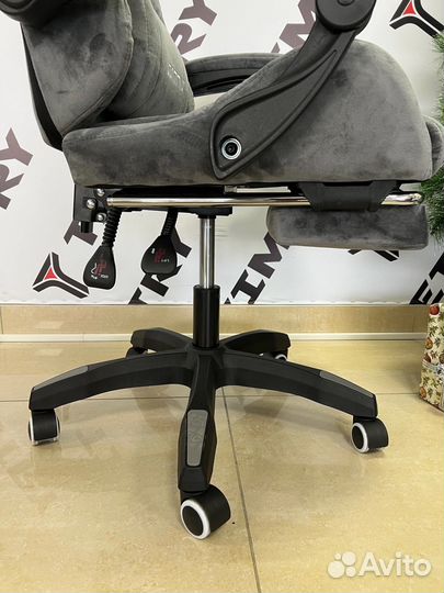 Компьютерное кресло