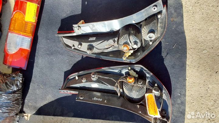 Opel agila 2 задний фонарь правый левый