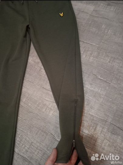 Спортивные штаны Lyle&Scott