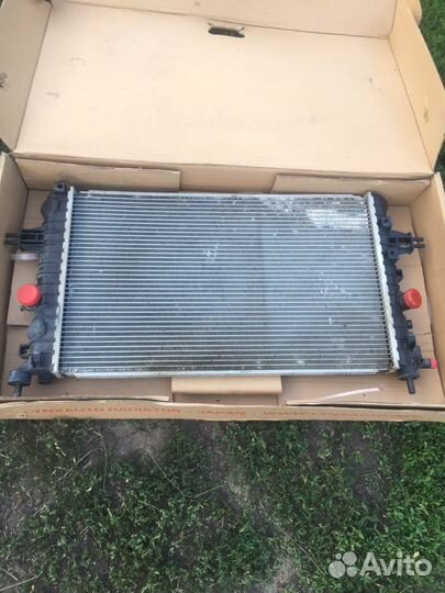 Продам радиатор