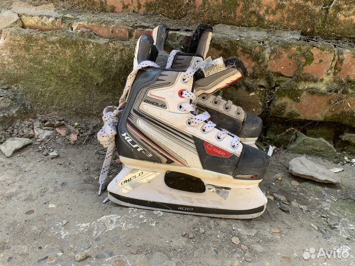 Коньки хоккейные