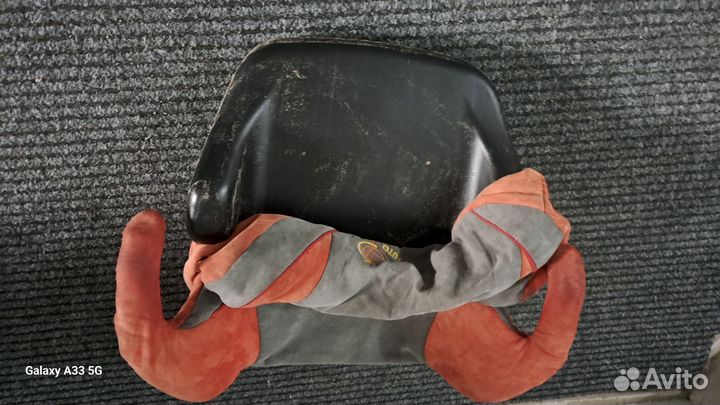 Детский бустер автомобильный