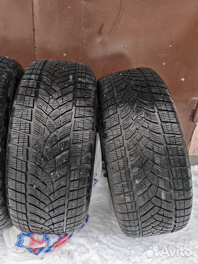 Goodyear UltraGrip Ice SUV 255/55 R18 109T