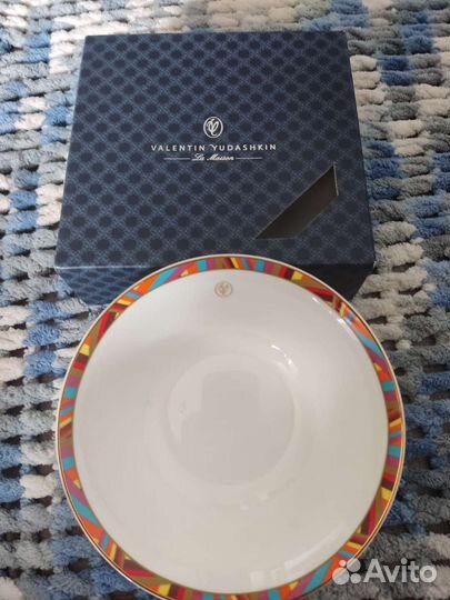 Столовый сервиз новый