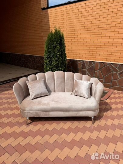 Банкетка и диван