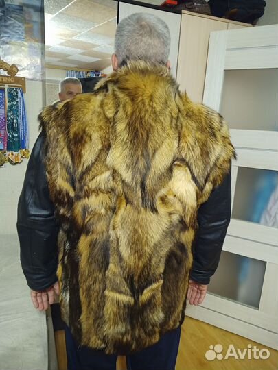 Жилетка мужская меховая волчья