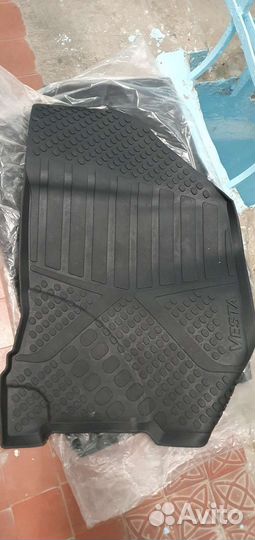Автомобильные коврики полиуретан