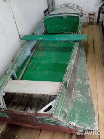 Моторная лодка Казанка