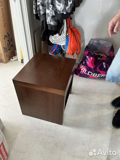 Тумба прикроватная массив