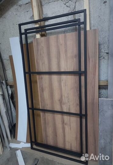 Мебель из металла