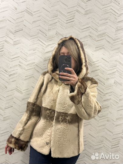 Полушубок автоледи, бобрик стриженый,отделка норка