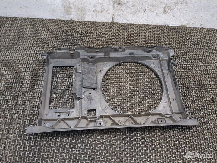 Кожух вентилятора радиатора Peugeot 308, 2011