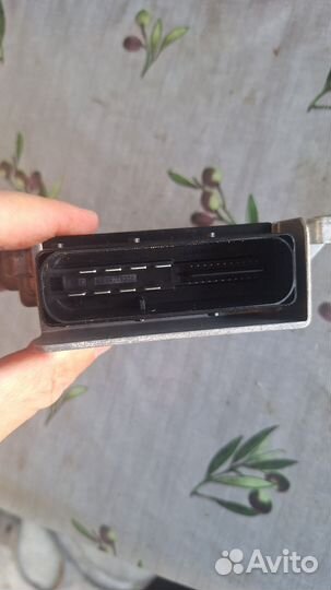 Блок ручника Volkswagen Passat b6