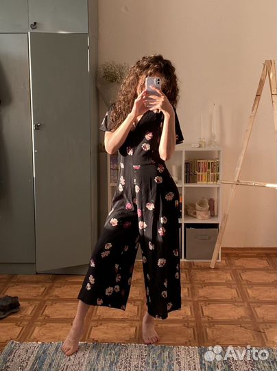 Комбинезон женский