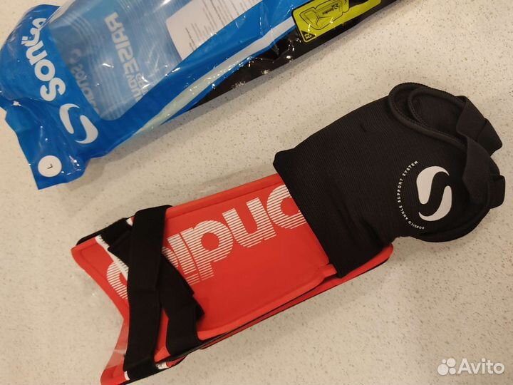 Щитки футбольные sondico flair