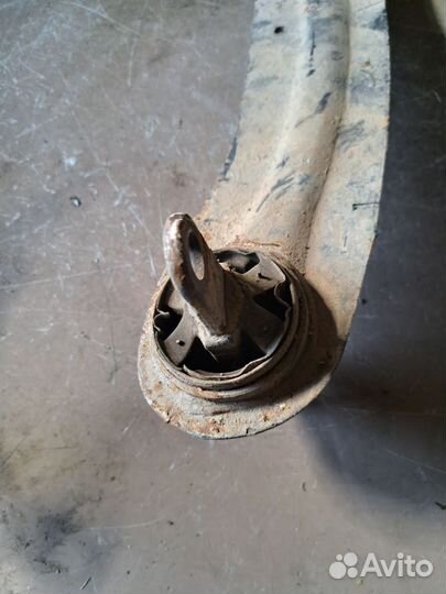 Рычаг задний Volvo S40