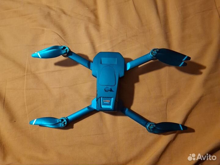 Квадрокоптер m 8 pro