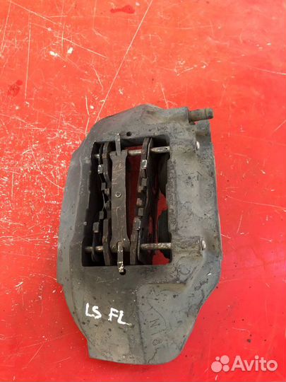 Суппорт тормозной передний левый Lexus Ls XF40