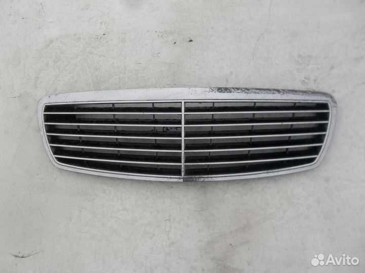 Mercedes W211 A211 решетка (N2)