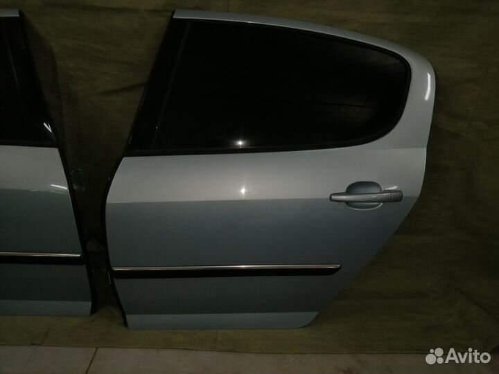 Дверь задняя левая peugeot 407