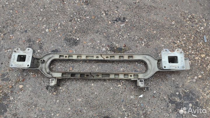 Усилитель переднего бампера пежо 407