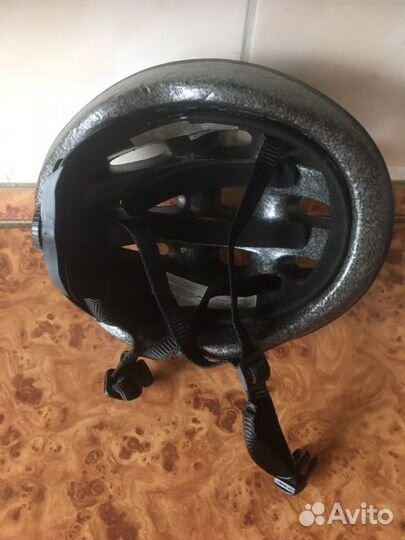 Шлем защитный roces