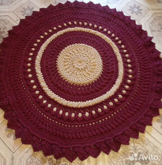 Коврик ручной работы