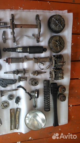 Запчасти на мотоцикл Ява 350