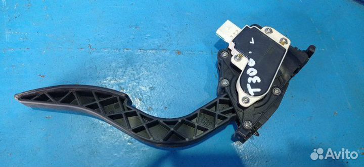 Педаль газа Chevrolet Aveo T300 седан F16D4 2012