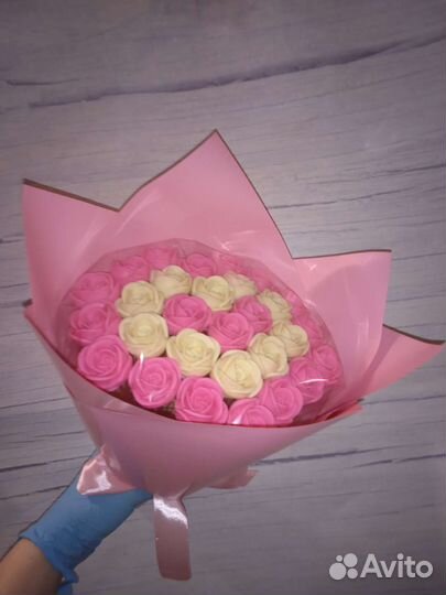 Доставка букета из шоколадных роз