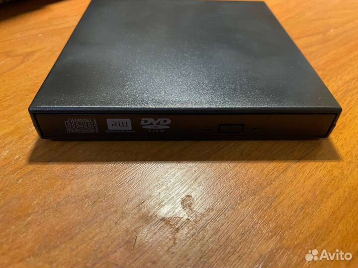 Внешний дисковод (оптический привод ) CD / DVD