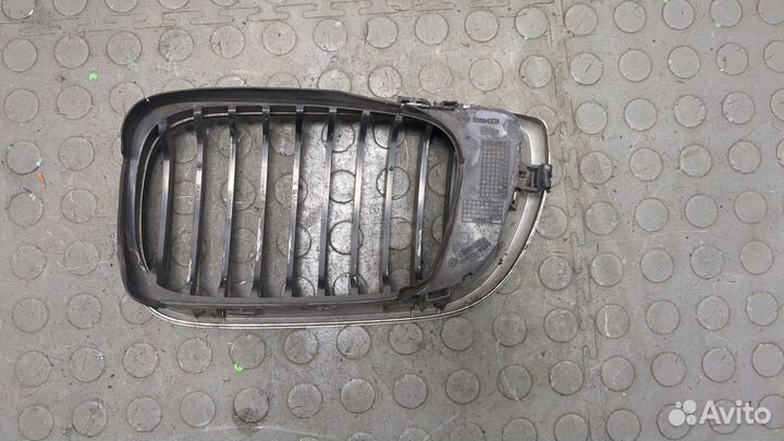 Решетка радиатора BMW 3 E46, 2001