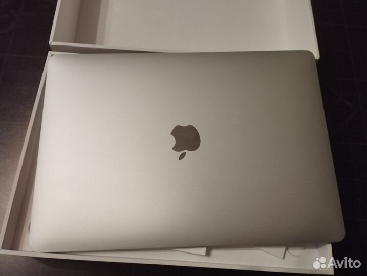 Apple macbook air 13 2020 m1 8gb 256gb