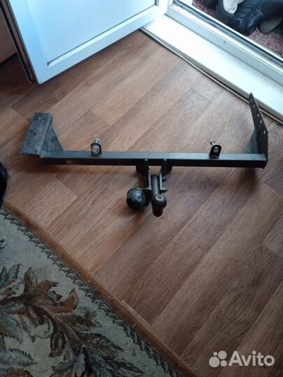 Фаркоп на гранту седан