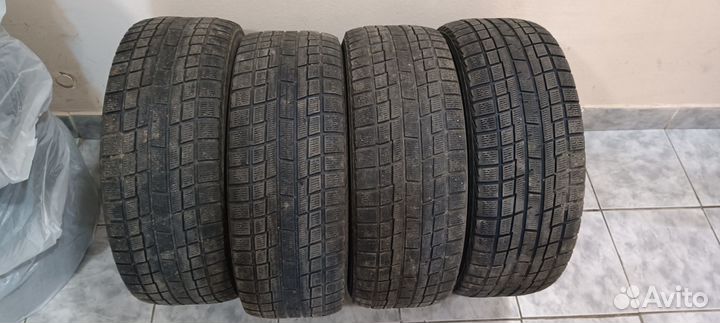 Yokohama Ice Guard IG30 205/55 R16