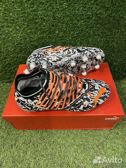 Футбольные бутсы puma future